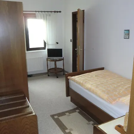 Hotel Clus *